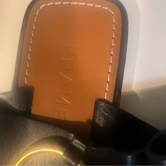 Frame Le Brentwood leather sandals NWOT - Picture 3 of 7